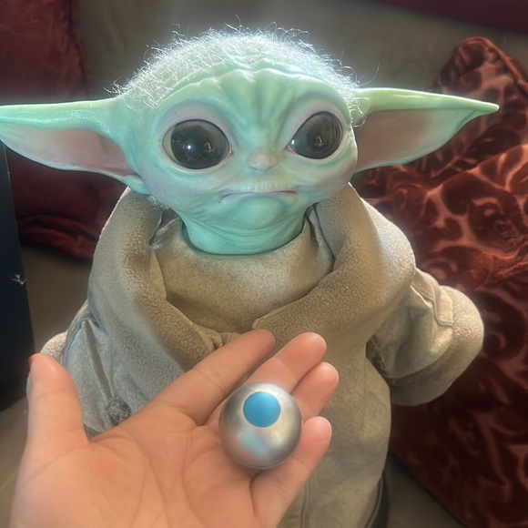 Star Wars The Child Figure The Mandalorian 1:1 scale SIDESHOW collectibles - Picture 3 of 15